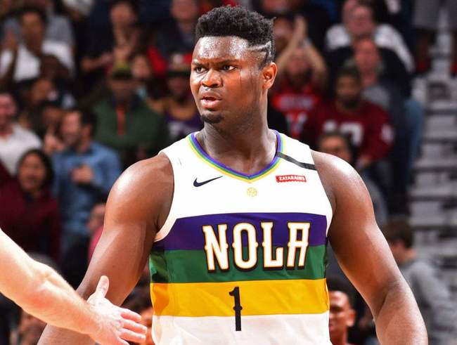 球员15投11分3失误，关键时刻三分打铁