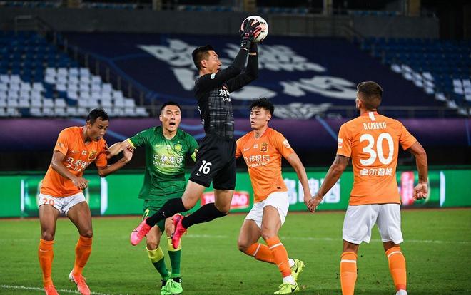 收获亚冠客场首分，杨明洋：继续努力继续拼