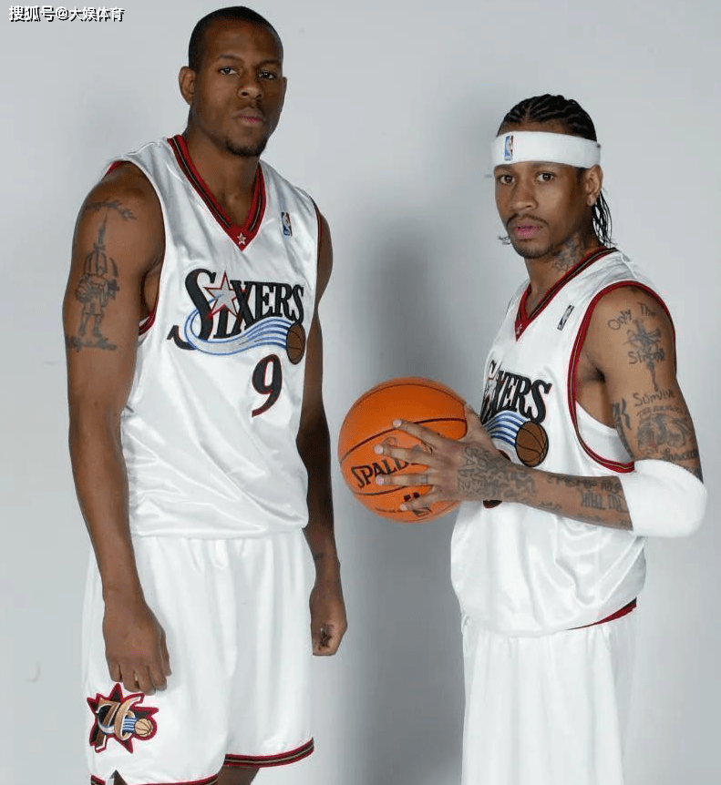 黄希扬：向余望在国奥遭受巨大质疑，归队后每个人都在鼓励他