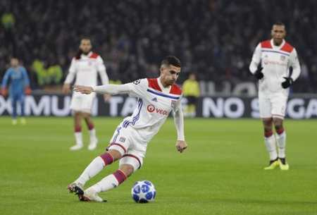 克罗心十字架！鹈鹕新秀费尔斯上脚DIY克罗心主题球鞋