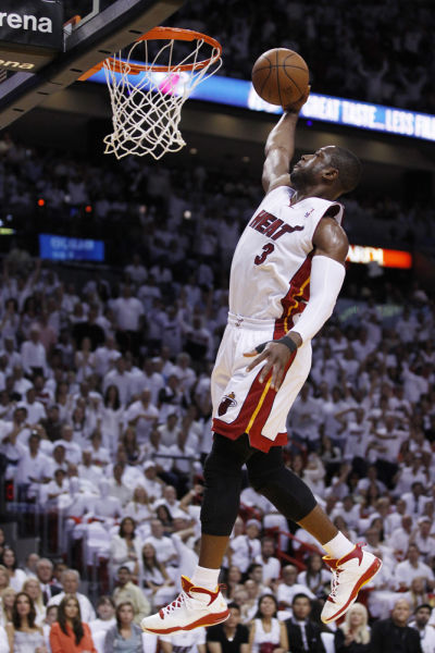 邮报：特朗普送C罗一把白宫金钥匙，该礼物专为特别宾客准备