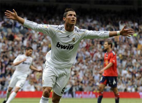 皇马天降神兵！1V3梦幻蝴蝶步制胜 怒吼回击西蒙尼蔑视：现在说话