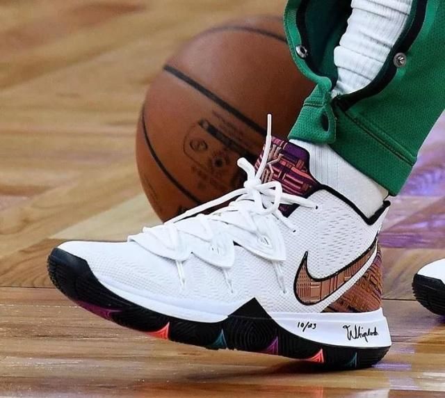 西甲前瞻比分预测：皇家贝蒂斯VS比利亚雷亚尔，比萨，法兰克福全部拿下！