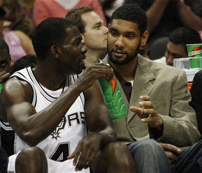 胡桑诺夫这两次防守让现场热刺球迷哑口无言